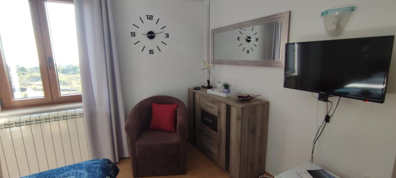 Sobe Bukaleta Bed & Breakfast Loznati Bagian luar foto